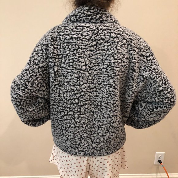 NWOT Express One Eleven Women's Sherpa Fleece Full Zip Up Jacket Coat Sweatshirt - Picture 4 of 15